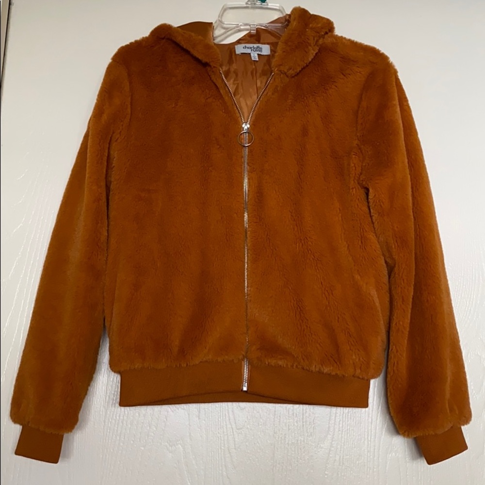 💫make an offer💰fuzzy jacket w/ hood